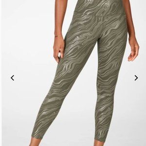 Fabletics Define High-Waisted 7/8 Leggings Ranger Green Small Marbleize